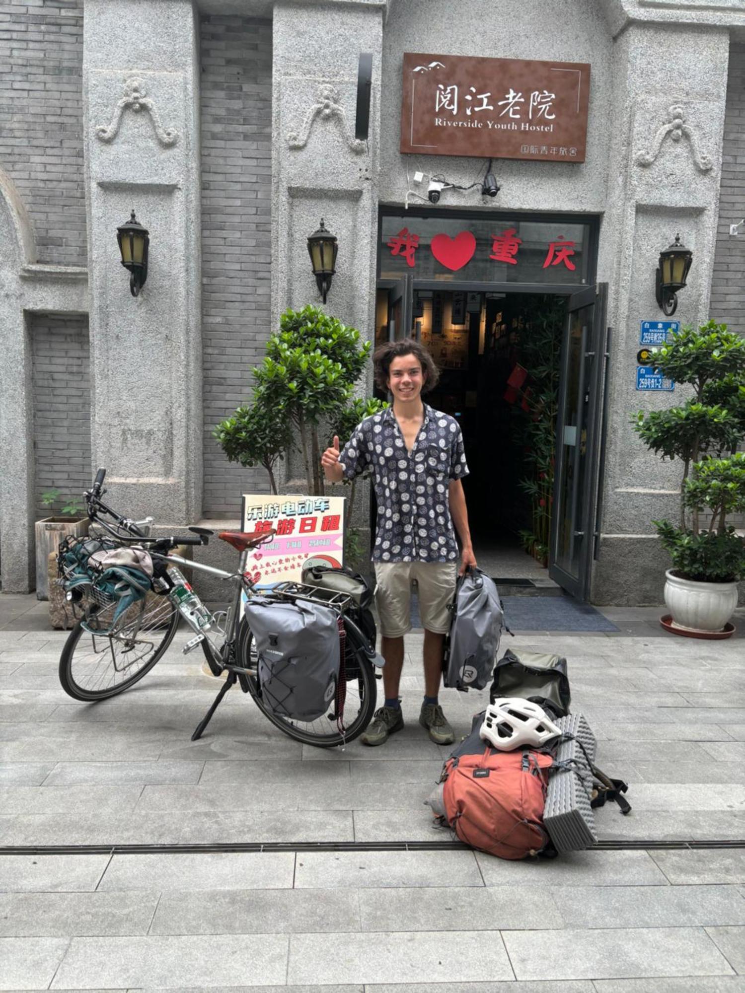 Riverside International Youth Hostel阅江老院青年旅舍 Chongqing Exterior foto